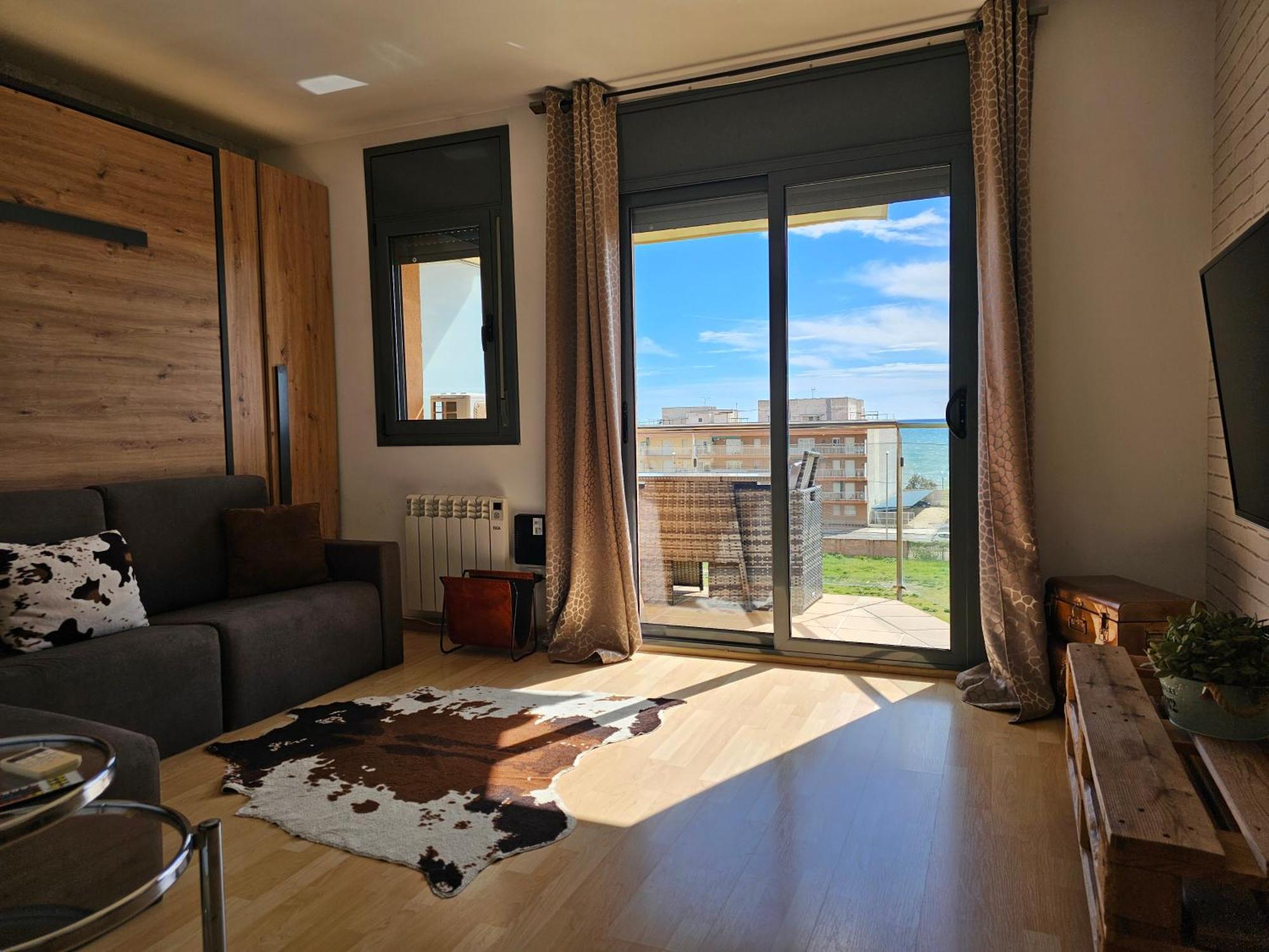 Apartment Beach Front Canet Canet De Mar Bagian luar foto